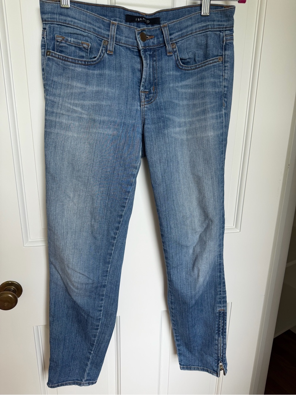 J BRAND Bliss slim fit low rise jean size 26